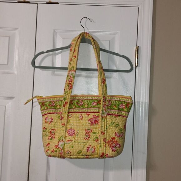 QK Quilted hand bag with beautiful bright colors - Picture 4 of 9